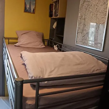 Bed In A Small By A Private Host In La Porte D'italie Hostel