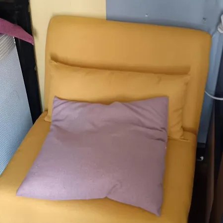 Bed In A Small By A Private Host In La Porte D'italie Hostel