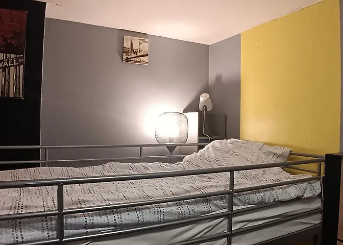 Dortoir Mixte De 5 Lits De 13M2 Hostel Le Kremlin-Bicêtre