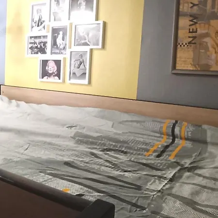 Hostel Dortoir Mixte De 5 Lits De 13M2 Le Kremlin-Bicêtre