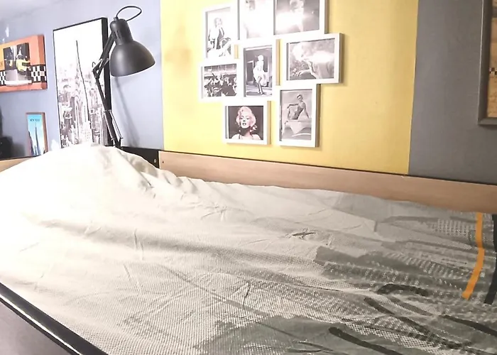 Dortoir Hommes De 6 Lits De 13M2 Vandrerhjem Le Kremlin-Bicêtre